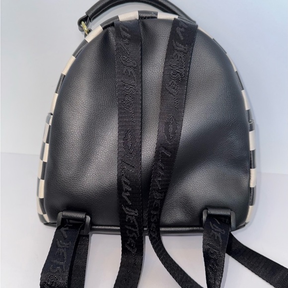 Betsey Johnson used mini backpack purse - Picture 5 of 10